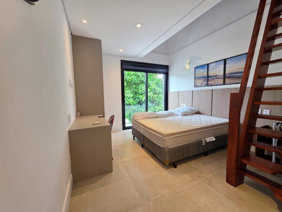 Picsart_26-02-12_02-12-43-331