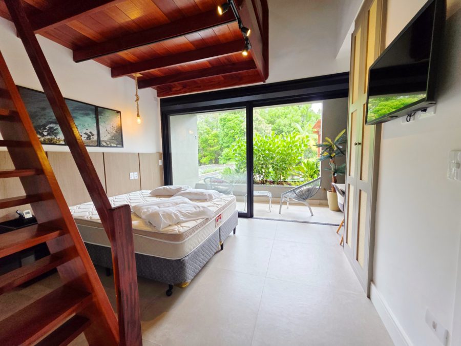 Picsart_26-02-12_02-20-48-587