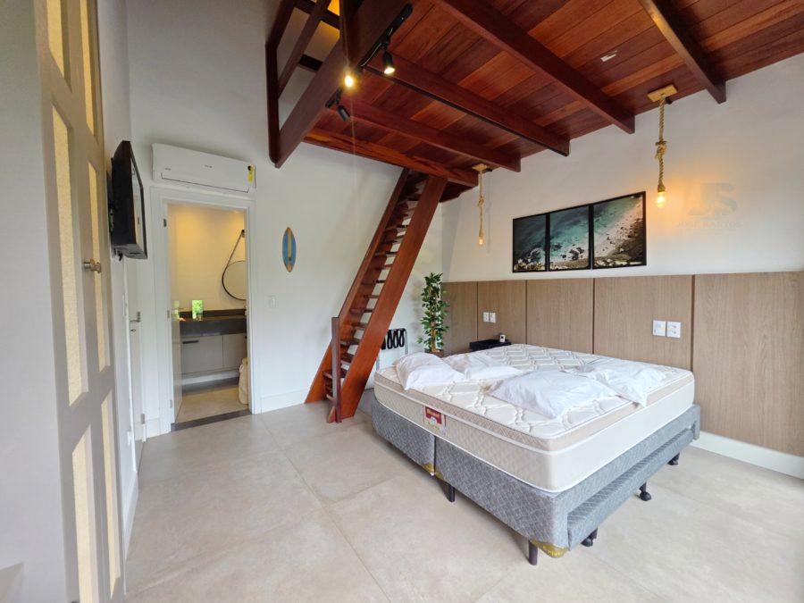 Picsart_26-02-12_02-23-27-887