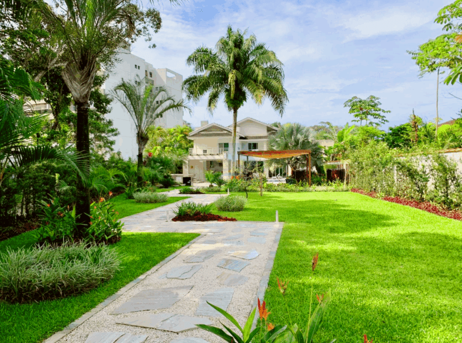 Picsart_26-02-21_13-38-27-676