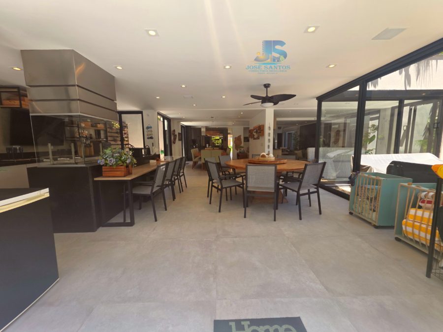 Picsart_26-02-21_23-54-57-784