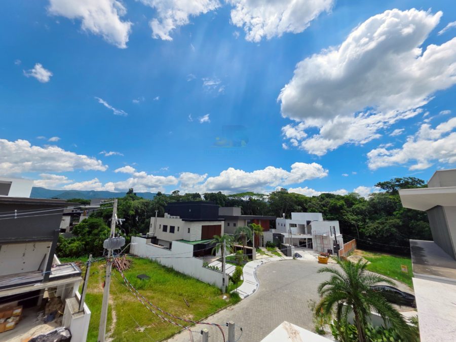 Picsart_26-03-01_18-01-07-779