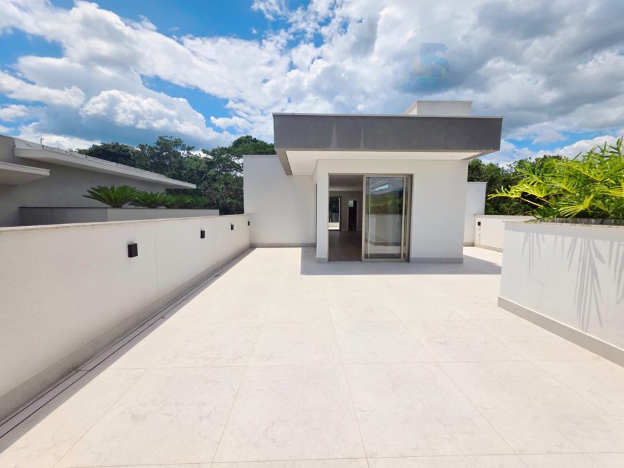 Picsart_26-03-01_18-02-29-530