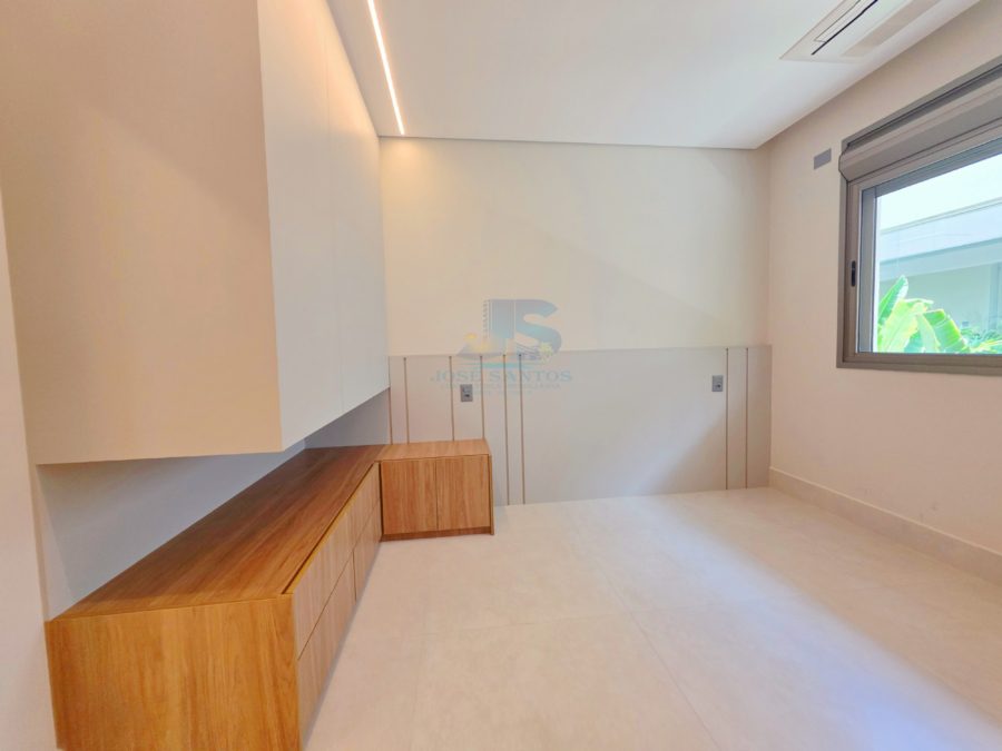 Picsart_26-03-01_18-09-57-287