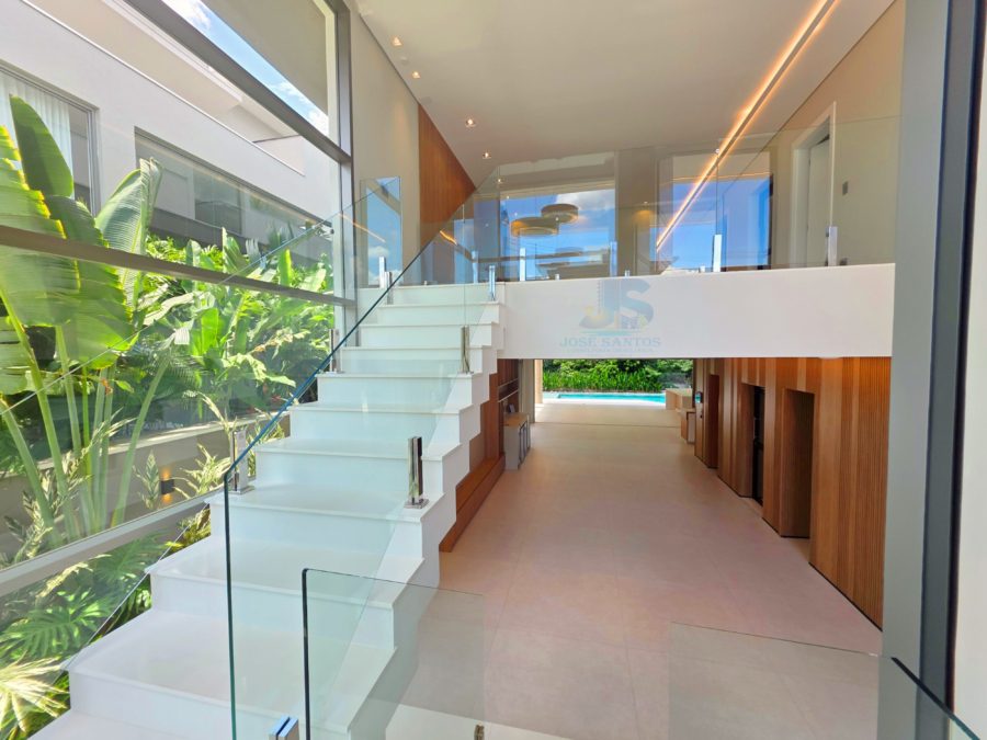 Picsart_26-03-01_18-21-13-331