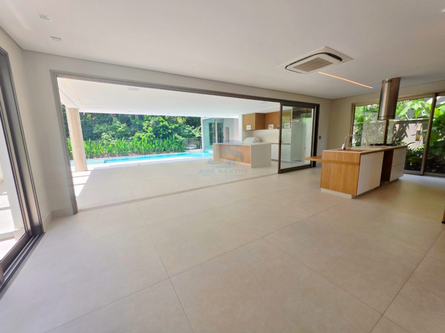 Picsart_26-03-01_18-21-56-591