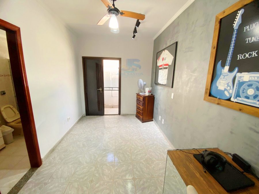 Picsart_26-03-15_16-54-20-626_Easy-Resize.com (1)