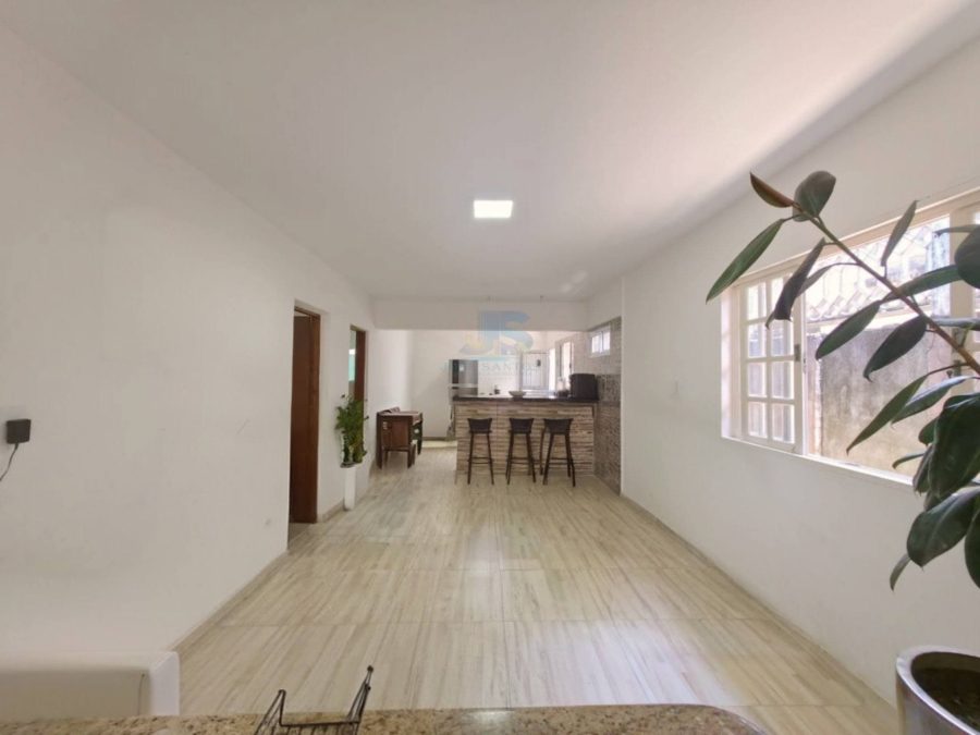 Picsart_26-04-06_19-24-48-331~2 (1)