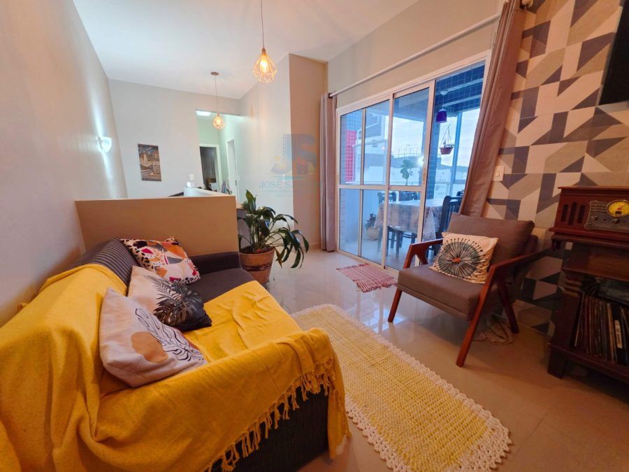 Picsart_26-04-10_20-32-42-912