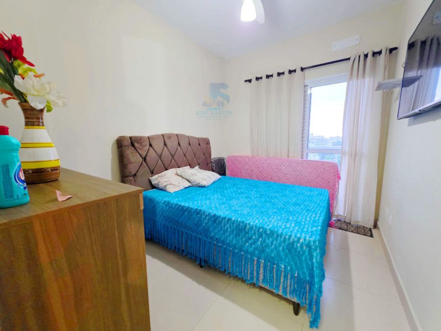 Picsart_26-04-10_20-35-02-003