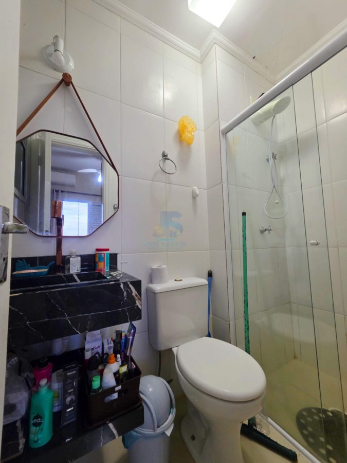 Picsart_26-04-10_20-36-35-479