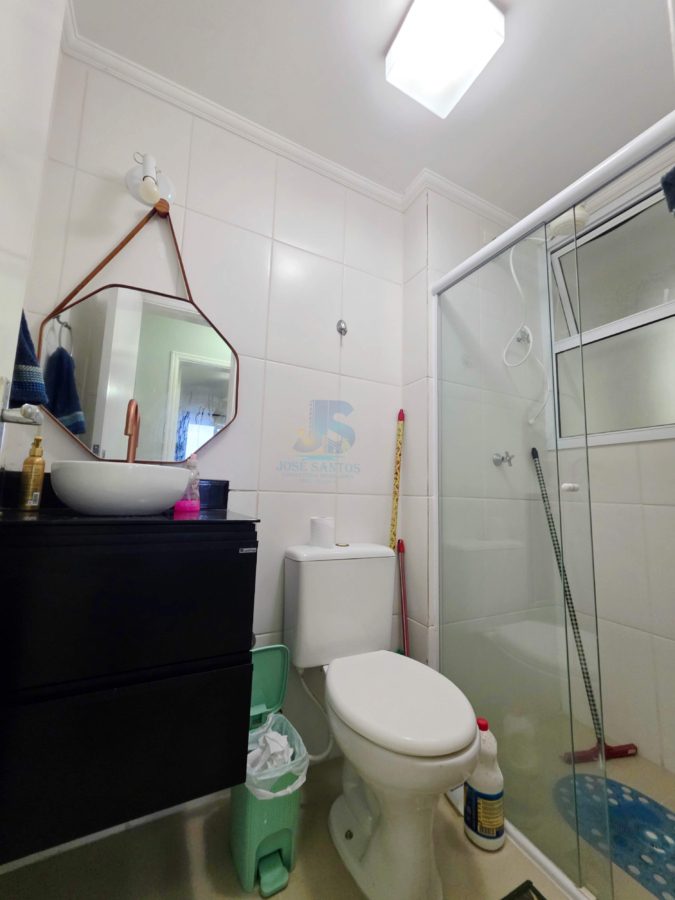 Picsart_26-04-10_20-45-31-376