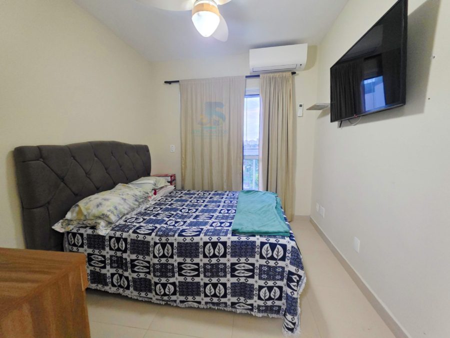 Picsart_26-04-10_20-48-54-785