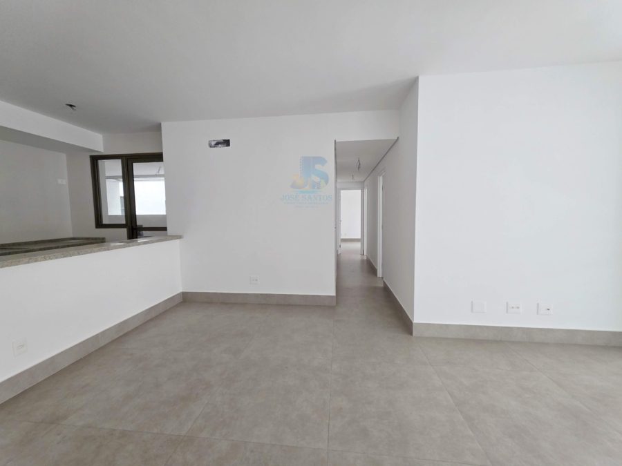 Picsart_26-04-11_13-19-30-673