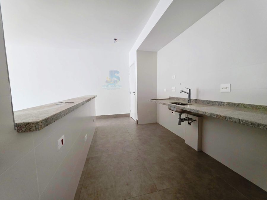 Picsart_26-04-11_13-27-00-819