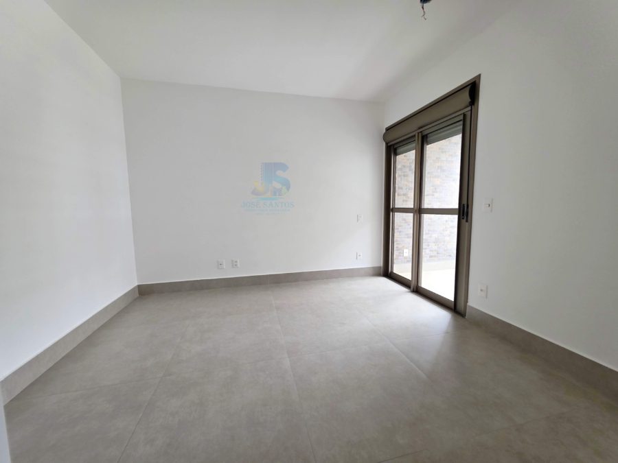 Picsart_26-04-11_13-33-04-085