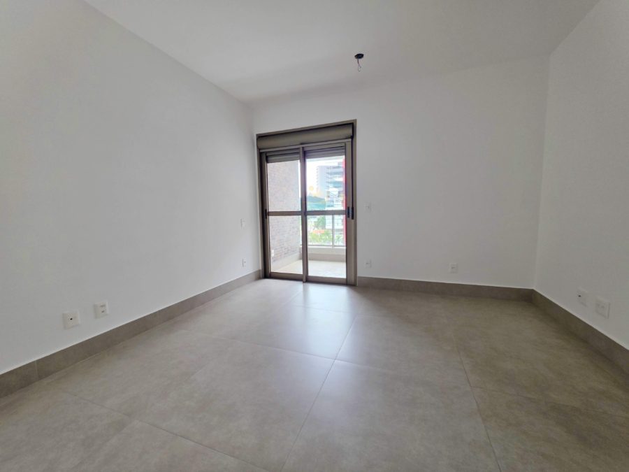 Picsart_26-04-11_13-35-18-057