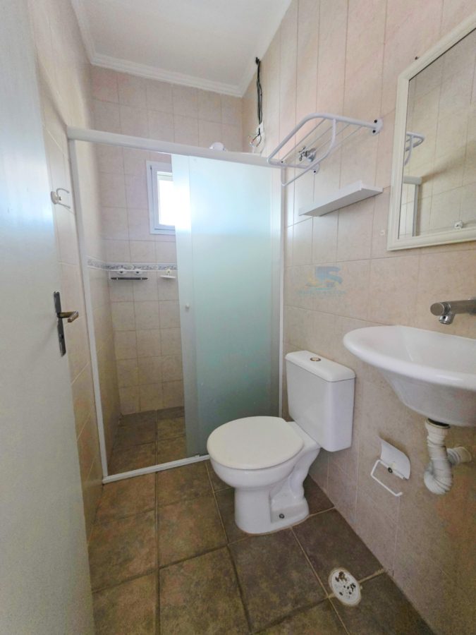 Picsart_26-04-14_17-52-03-786