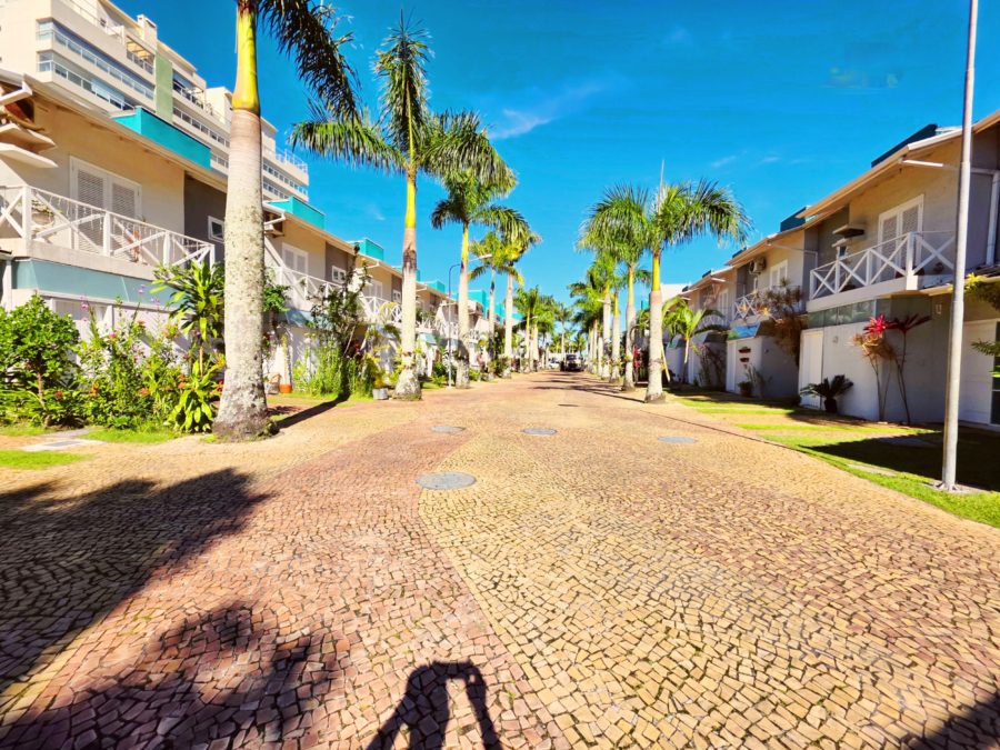 Picsart_26-06-19_15-59-46-661