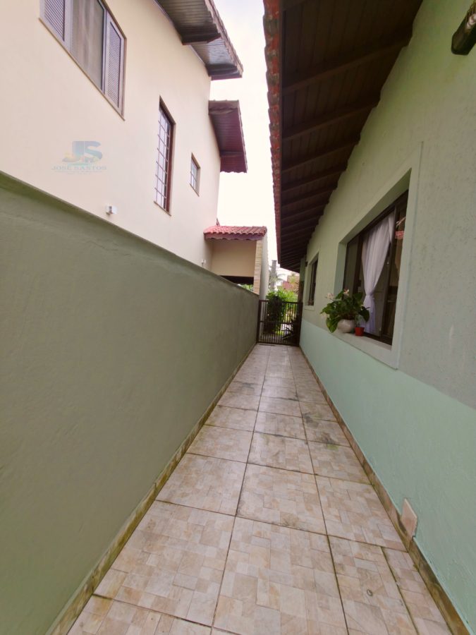 Picsart_25-12-01_22-30-18-173